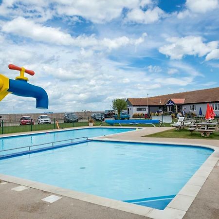 Hotel Camping Pods, Seaview Holiday Park Whitstable Exterior foto